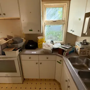 All Countertop Contents