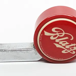 CATALIN BAKELITE BALL TAP KNOB HANDLE BLATZ BEER MILWAUKEE WISCONSIN