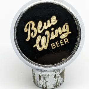 BALL TAP KNOB HANDLE BLUE WING BEER REEDSBURG WISCONSIN (ROBBINS)