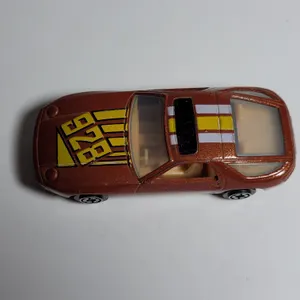 Yatming Porsche 928 Die-Cast Sports Car – Metallic Brown No. 1034