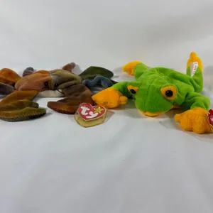 2 TY Beanie Babies