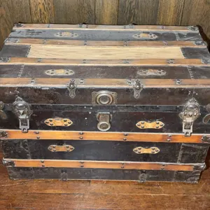 Flat Top Steamer Trunk
