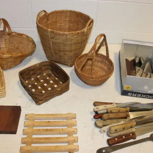 Baskets & Knives
