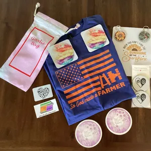 Farmhouse Graphix
