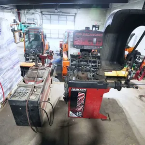 2 (Pc) Coats Tire Machine & Hunter Computer Balancer