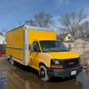 2010 GMC Savana Box Truck