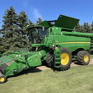 2016 JOHN DEERE S680 Combine w/ JD 615P Pickup, 1,024 Sep. Hours, 1,488 Eng. Hrs
