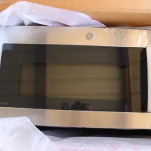 GE Microwave Oven