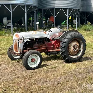 1948 Ford 8N 2WD Wide Front Antique Tractor