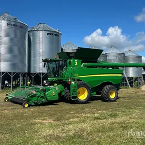 2012 John Deere S690 Combine Harvester