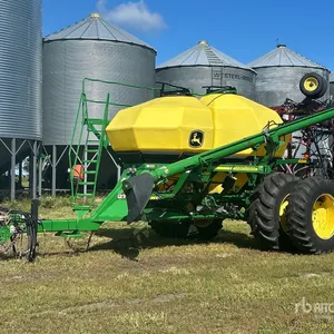2012 John Deere 1910 350 bu Tow-Behind Air Cart