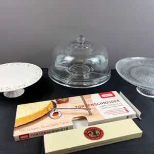 Cake Serving Lot