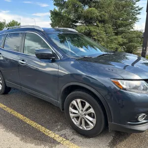 2016 NISSAN ROGUE SV AWD