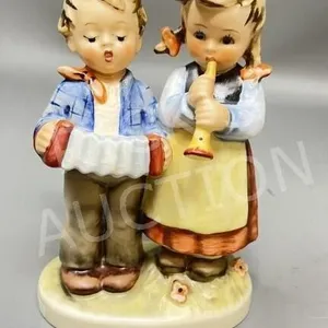 Hummel figurine- birthday serenade 5.3/8" tall