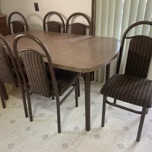 Ambassador Dinettes kitchen table & six chairs.
