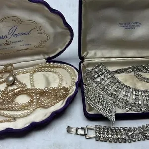 Antique Jewelry lot Pearls with boxes etc