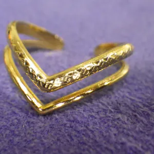 Ring (size 8)