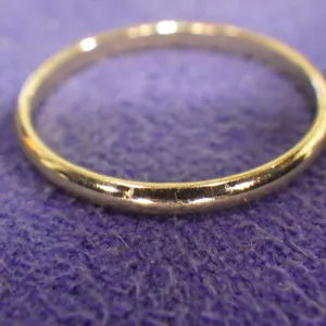 Ring (size 8)