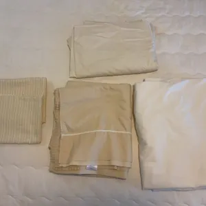Sheets/pillow cases