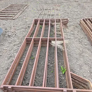 11 10' steel cattle panels