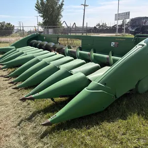 John Deere 612C StalkMaster 12R22 chopping corn head