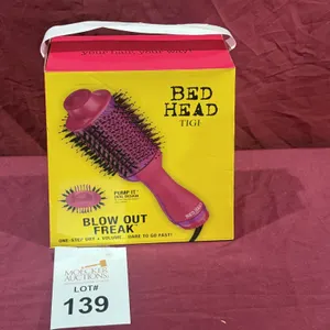 BED HEAD TIGI BLOW OUT FREAK BRUSH (NEW)