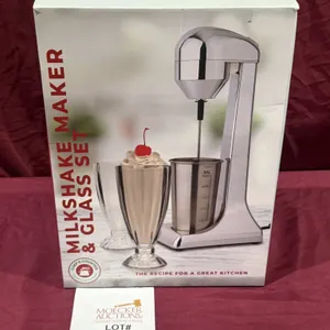 CHEF'S COUNTER MILKSHAKE MAKER & GLASS SET (NEW)