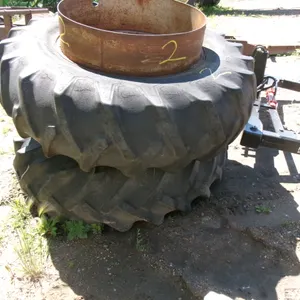 2- 18.4 X 34" BAND DUALS w / hardware