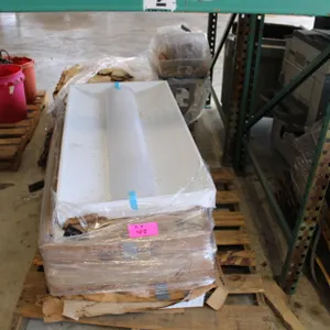 Fluorescent Light Fixtures
