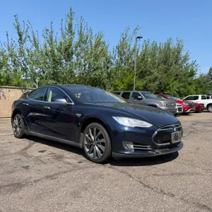 2014 Tesla Model S P85+