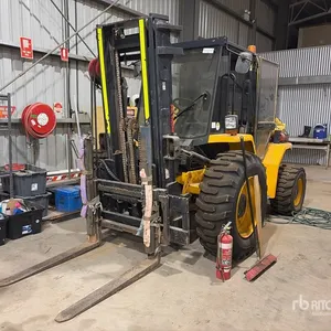 2018 JCB 945-4 4x4 Rough Terrain Forklift
