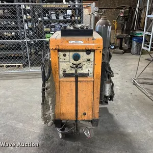 Air reduction company Heliwelder 300amp AC/DC welder