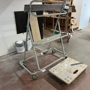 Royal Truck Division Rolling Cart
 UNRESERVED