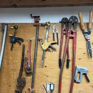 Assorted Shop Tools and Workbench Contents
 UNRESERVED