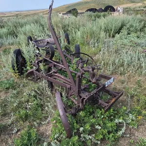Antique Cultivator
 UNRESERVED
