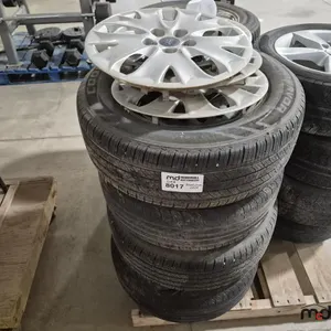 2014 Ford Fusion 225/60R16 Rims
 UNRESERVED