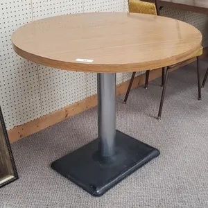 36" Round Pedestal Table