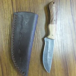 Custom Damascus Steel Hunting Knife & Sheath