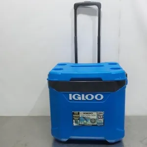 Igloo Latitude 60 Qt Wheeled Cooler with Telescopi