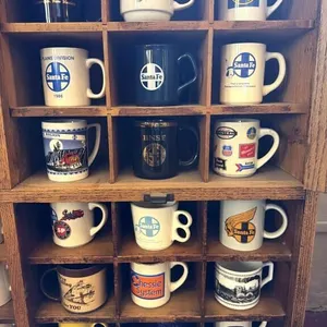 Railroad Mugs : Santa Fe, Chessie, and More