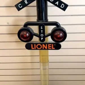 Lionel Railroad Crossing Coin Bank Light 48"