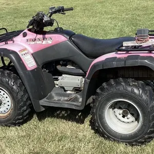 Honda 4 Trax ES quad. 4WD.