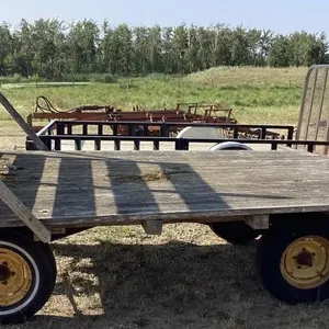 Small hay rack with 4 wheel farm wagon