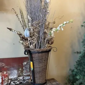 19" Wicker Vase in Metal Stand