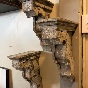 4 Shelf Brackets- Decorative