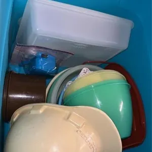 Vintage Tupperware and tote with lid