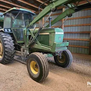 John Deere 4230 Tractor w/ Loader