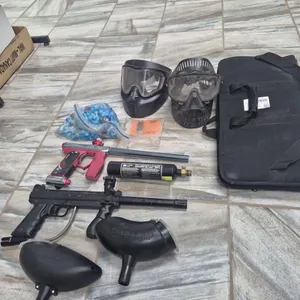 Set Of 2 Paintball Guns