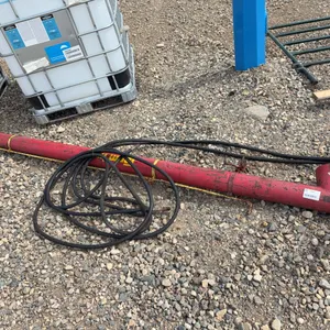 Farm King 5x16 Hydraulic Driven Auger