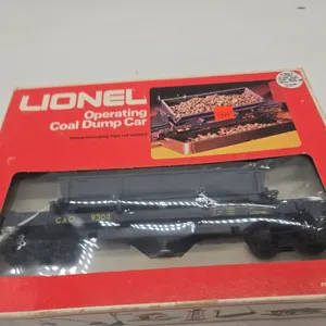 Vintage lionel operating coal dump car in original box